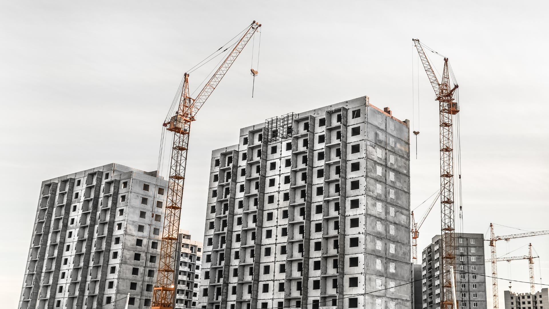 The Supply Setup: Why Today’s Heavy Deliveries Could Lead to a Landlord’s Market by 2026